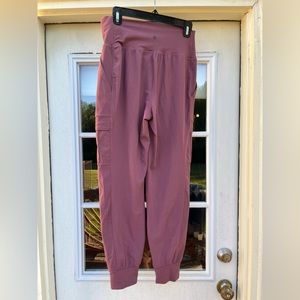 Athleta Salutation Cargo Jogger